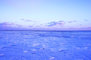 Todowara Walk Path and Frozen Ocean at Notsuke Peninsula in Betsukai, Hokkaido, Japan - 日本 北海道 別海町 野付半島 トドワラ 探勝線歩道 氷海 © Eric Akashi