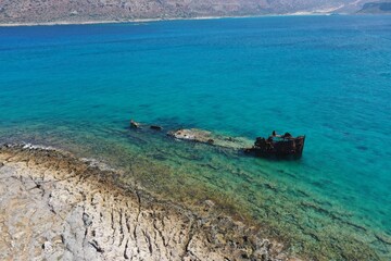 A picture of a shipwreck on the island of Crete
