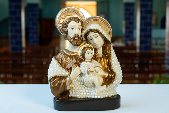 holy family catholic image