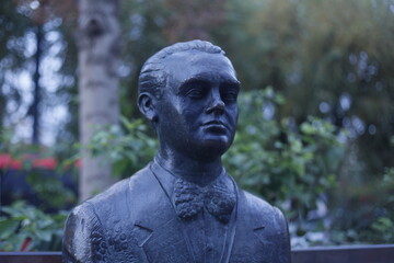 Fototapeta na wymiar Lorca estatua