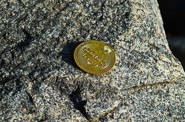 Golden granite, Golden stone