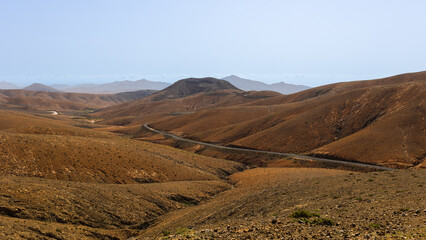 Fototapeta na wymiar Stunning view of the desert inside Fuerteventura from Astronomical viewpoint Sicasumbre, Fuerteventura, Canary Islands, Spain
