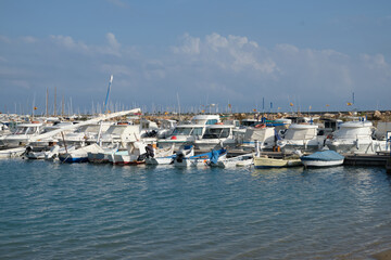 Fototapeta na wymiar yachts at marina in Alicante а city ​​marina with yachts