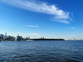 横浜港