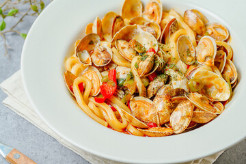 Spicy and delicious Chinese food Clam Mara stir-fried noodle dish