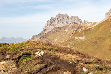 Fototapeta na wymiar Beautiful alpine scenery at the Klausenpass in Switzerland