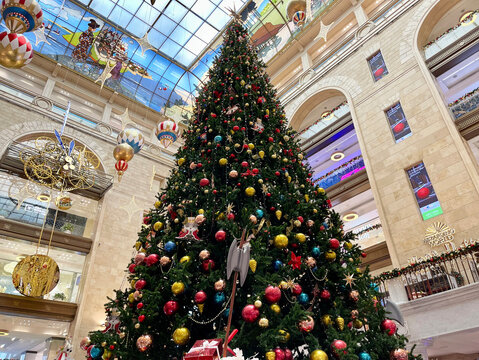 Moscow, Russia, December, 04, 2022.The interior of the central store "Detsky Mir" on Lubyanka during the New Year holidays. Moscow