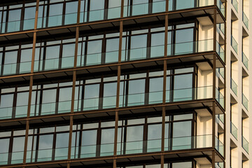 Edificio de cristal y acero.