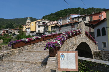 Il centro storico di Pignone in provincia di La Spezia, Liguria, Italia.