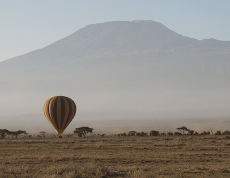 Hot Air Balloon Looking At Mt Kilimanjaro