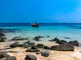 Obraz premium Sanom secret beach in koh Lipe, Satun, Thailand