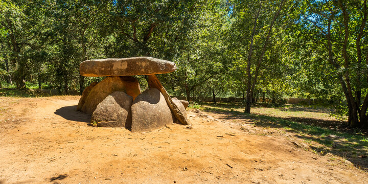 Megalithic Dolmen of Axeitos, Ribeira, Barbanza Peninsula, La Coru&ntilde;a, Galicia, Spain, Europe