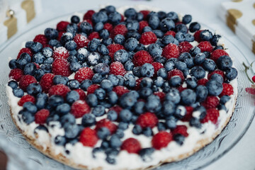 Blaubeer Himbeere Torte