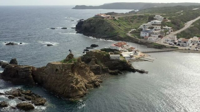 Espagne, sur l'&icirc;le de Minorque, village et plage de Sa Mesquida pr&egrave;s de Mahon

