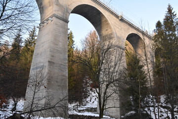wiadukt kolejowy w Wiśle Głębce oddany do użytku po modernizacji 