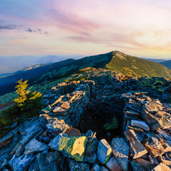 Fototapeta premium Summer morning mountain view (Carpathian, Ukraine).