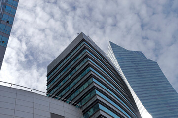 Fototapeta premium modern office building in the sky