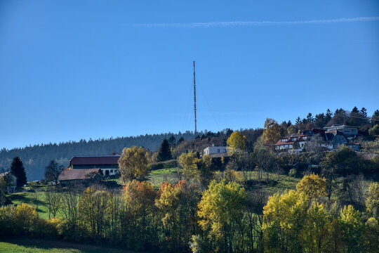 Lichtenberg, Linz, Sender, Grundnetzsender, Sendemast, Rohrmast, DAB+, Digitalradio, UKW; DVB-T2, Radio, Fernsehen, Analog, Digital, TV, Rundfunk, Ober&ouml;sterreich, M&uuml;hlviertel, Antenne, Sendeantenne, V