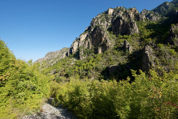 Fototapeta na wymiar Griechenland - Nationalpark Vikos-Aoos - Wanderweg