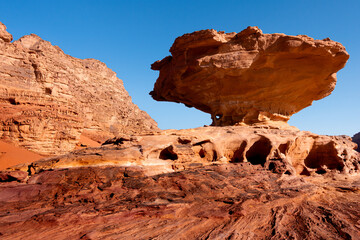 Fototapeta na wymiar mushroom rock in Wadi Rum desert,Joradn