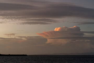 夕焼け　雲　変わった