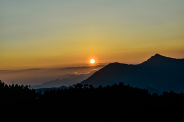 Fototapeta premium sunset in the mountains