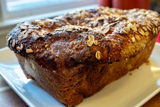 15 Whole Grain White Wheat Bread (Honey Oat Rind) - Made from superfoods including: flaxseed, quinoa, spelt, einkorn wheat, farro, kamut khorasan wheat, bulgur, amaranth, oats, chia, fonio, and teff