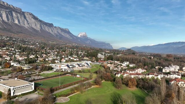 la Dent de Crolles depuis la vallee du Gresivaudan