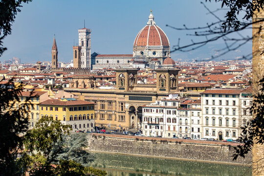 Fototapeta Skyline with the famous red brick dome of Cathedral of Santa Maria del Fiore, The Duomo, and Giotto's Bell Tower in the Historic Center of Florence  Florence, Tuscany, Italy