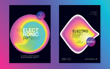 Naklejka premium Trance Flyer. Wavy Music Party. Gradient Background For Presentation Layout. Linear Glitch For Brochure. Sound And Discotheque Vector. Black And Pink Trance Flyer