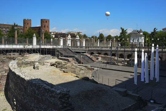 Archaeological park with Palatine Gate; Turin, Piemont, Italy