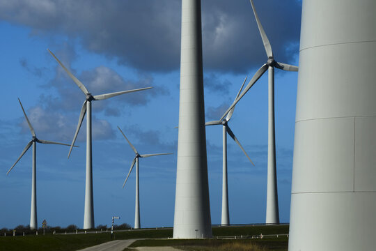 Cluster of large wind turbines at Krammer lake, Philipsdam, near Bruinisse; Zeeland, Netherlands