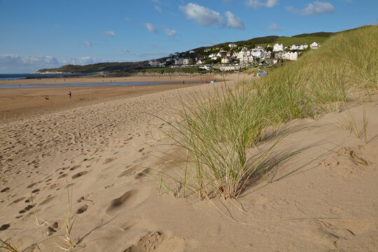 A view along Woolacombe Beach, a North Devon Beach Resort, near Barnstaple, Devon; Southwest England, Great Britain, United Kingdom