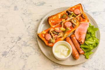 モーニングトースト