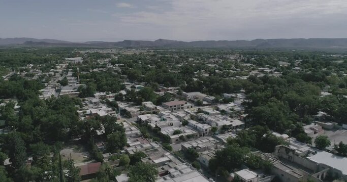 Parras de la Fuente o simplemente Parras, es la cabecera municipal del municipio hom&oacute;nimo en el estado mexicano de Coahuila