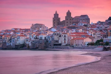 Foto op Plexiglas Cefalu, Sicily, Italy. Cityscape image if coastal town Cefalu in Sicily at dramatic sunrise. © rudi1976