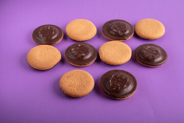 Obraz na płótnie Canvas photo of chocolate chip cookies