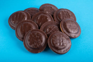 photo pile of chocolate-covered cookies