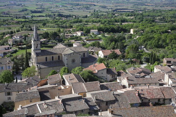 Fototapeta na wymiar Street in village Bonnieux - Luberon - Vaucluse - Provence-Alpes-Côte d'Azur - France