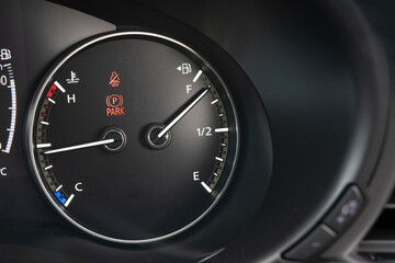 Naklejka premium 車の燃料計