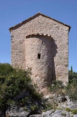 Fototapeta na wymiar The rear of an old chapel in Kardamyli, Greece