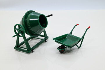 手押し車とコンクリートミキサー