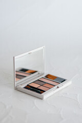 アイシャドウ　パレット　ブラウン系