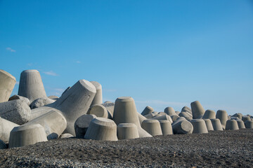 三保の松原に敷設された消波ブロック