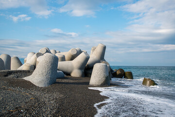 三保の松原に敷設された消波ブロック