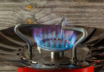 Gas burner on a domestic cooker or stove