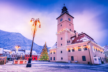 Obraz premium Brasov, Romania. Winter landscape with Christma Tree, Transylvania.