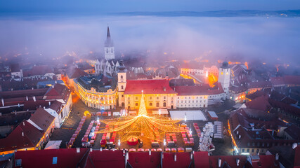 Obraz premium Sibiu, Transylvania - Sibiu Christmas Market the most famous of Romania.