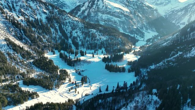 Aerial view snowy mountains Wildfr&auml;uleinstein, Stuibenkopf, Zerenkopf, Gehrenkopf and Mittagsspitze, Bavaria, Bad Hindelang, Hinterstein, Hintersteiner valley, Germany