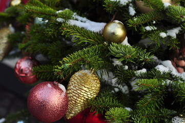 Christmas decorations — balls, figurines and other decorations that decorate the Christmas tree, as well as the interior and exterior of the room for the Christmas holiday.